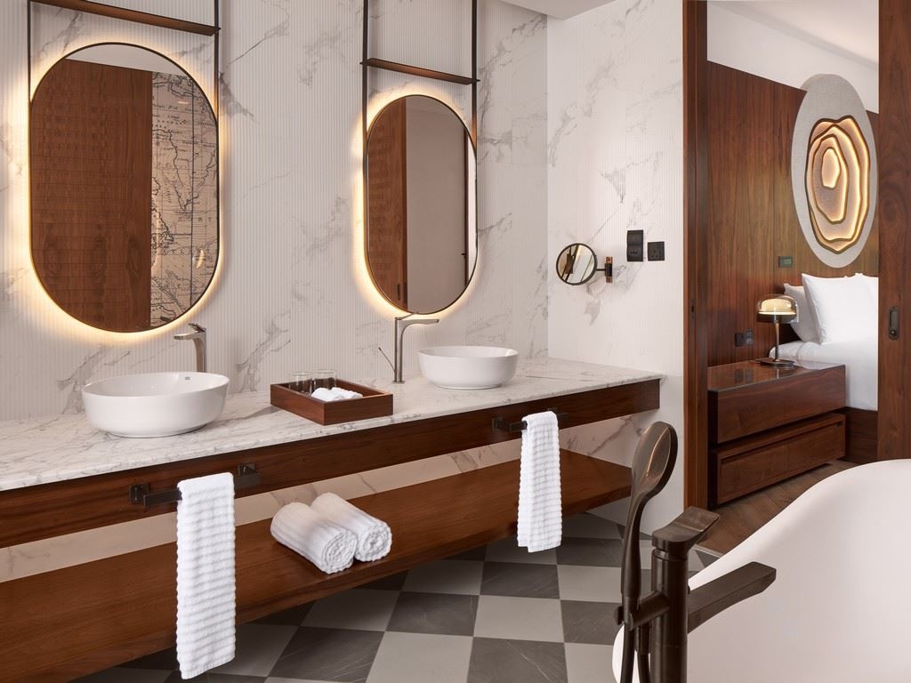 rooms-plunge-pool-hideaway-suite