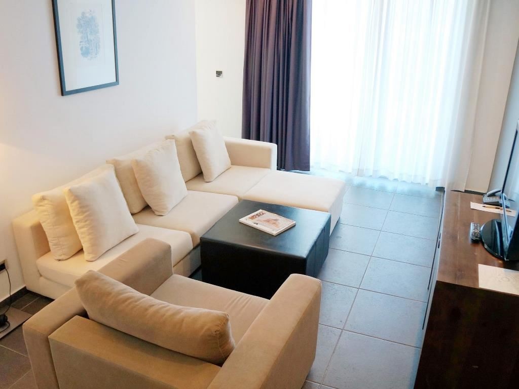 rooms-superior-room-side-sea-view