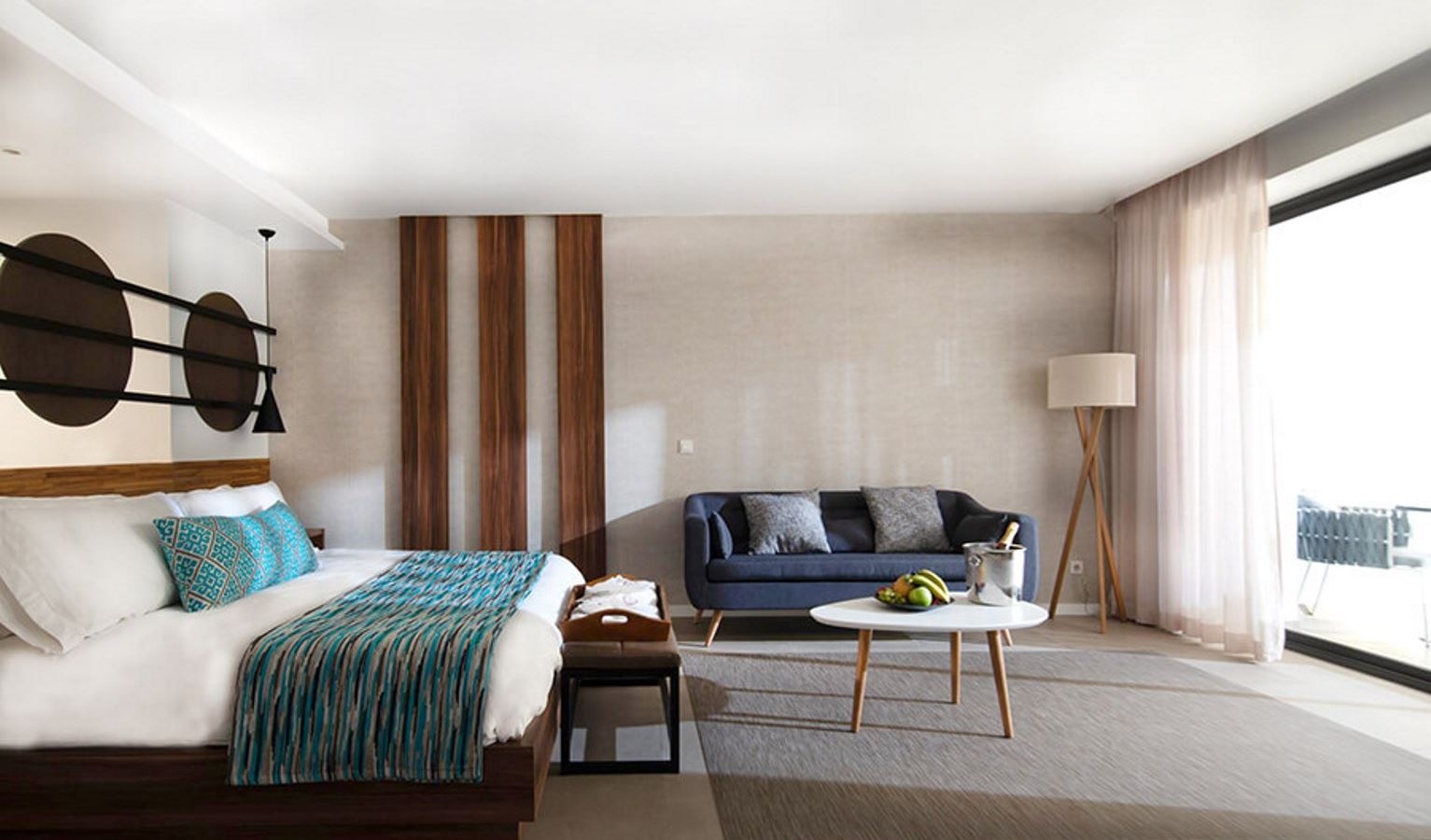 rooms-junior-suite-outdoor-jacuzzi