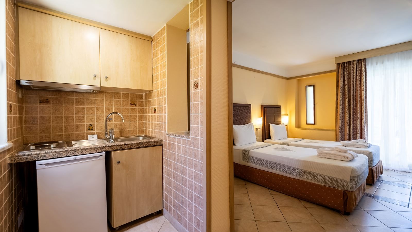 rooms-family-room-2-bedrooms