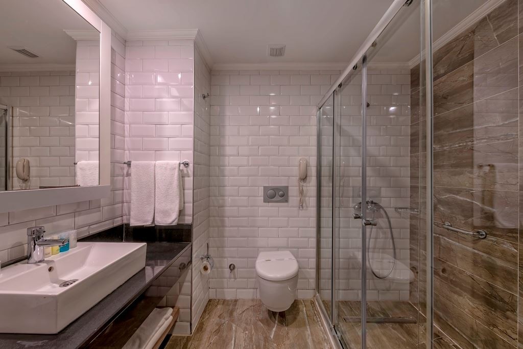 rooms-standard-room-with-balcony