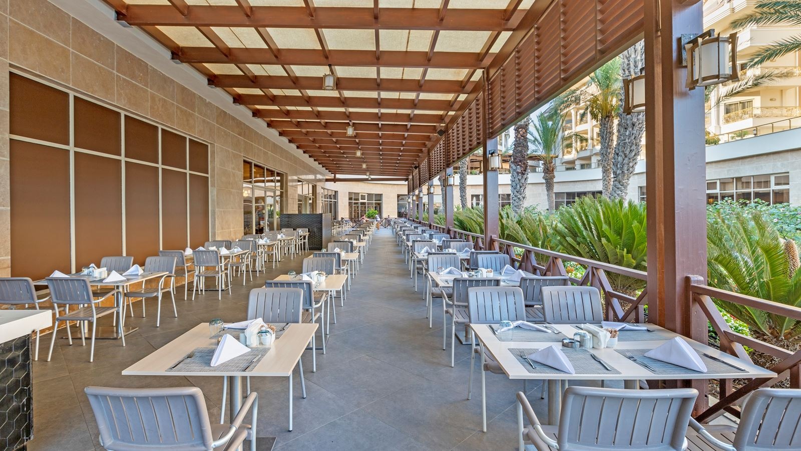 restaurants-main-restaurant