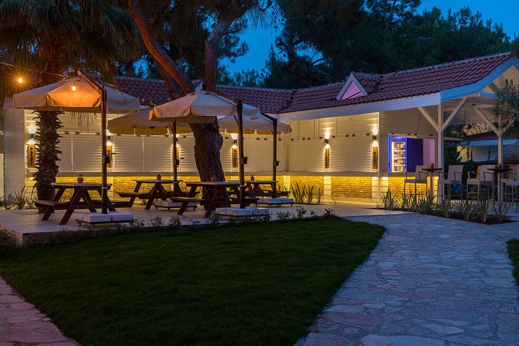 restaurants-foof-court