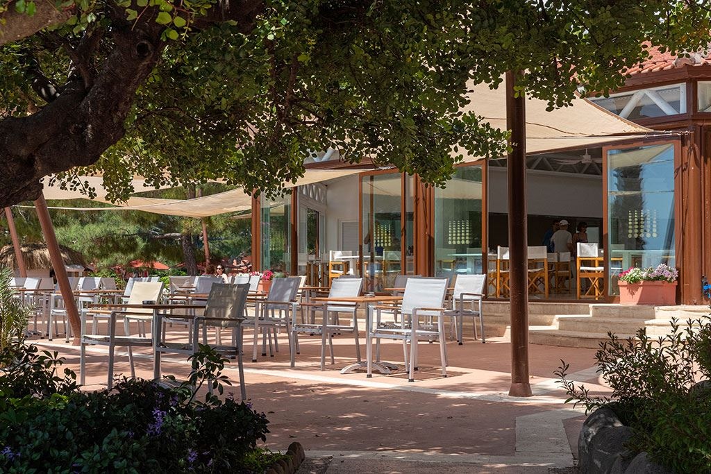 bars-olympos-pool-bar