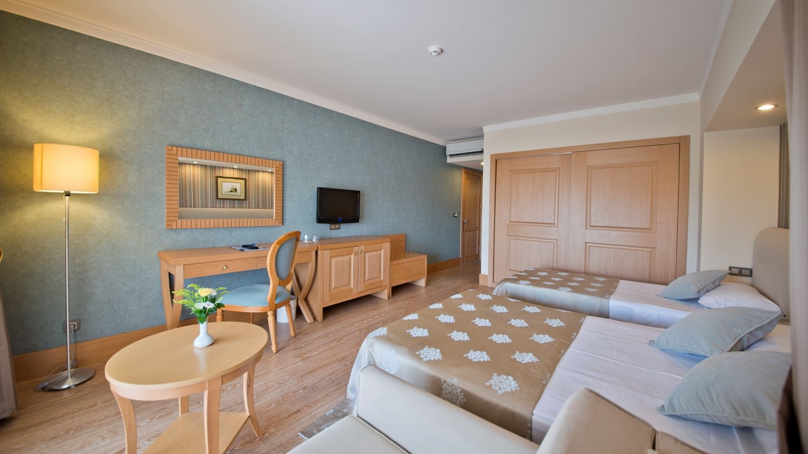 rooms-family-connection-2-bedrooms