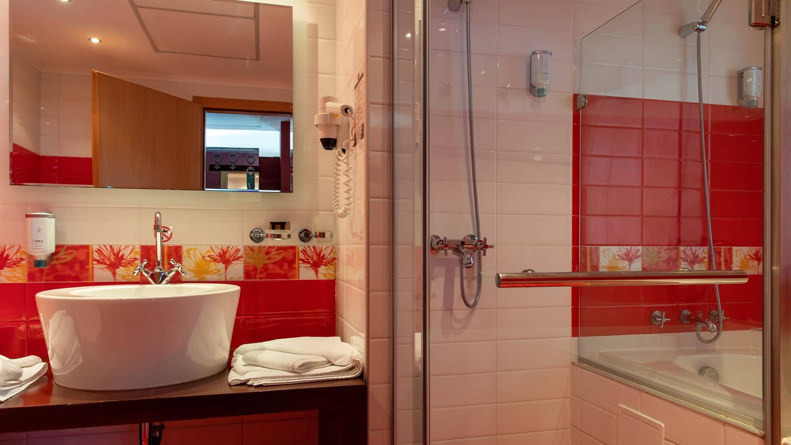 rooms-king-room