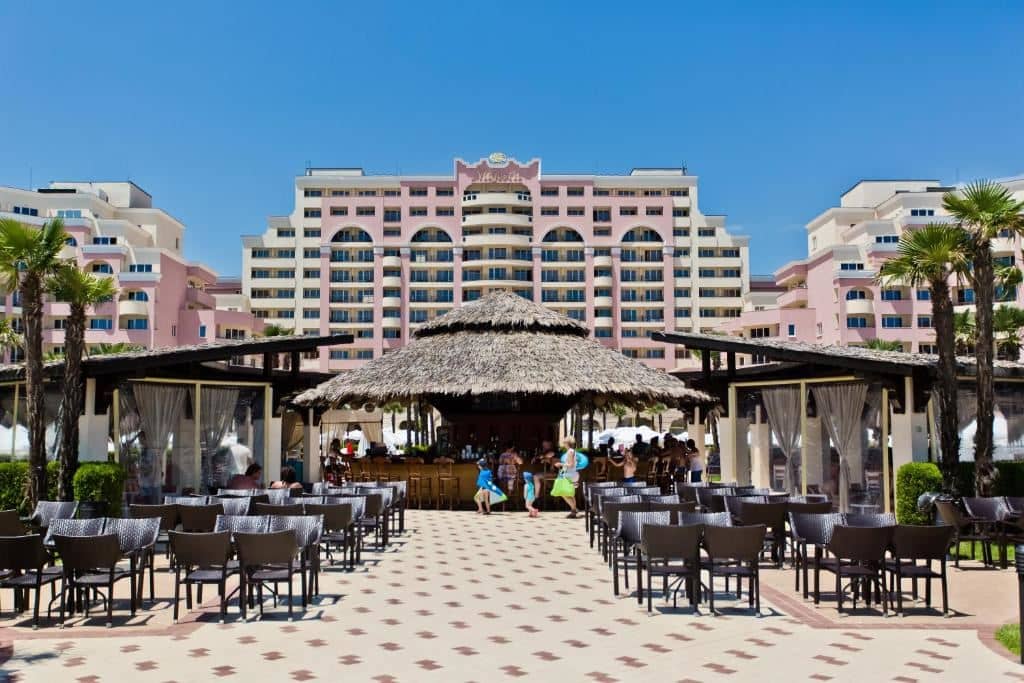 restaurants-snack-bar