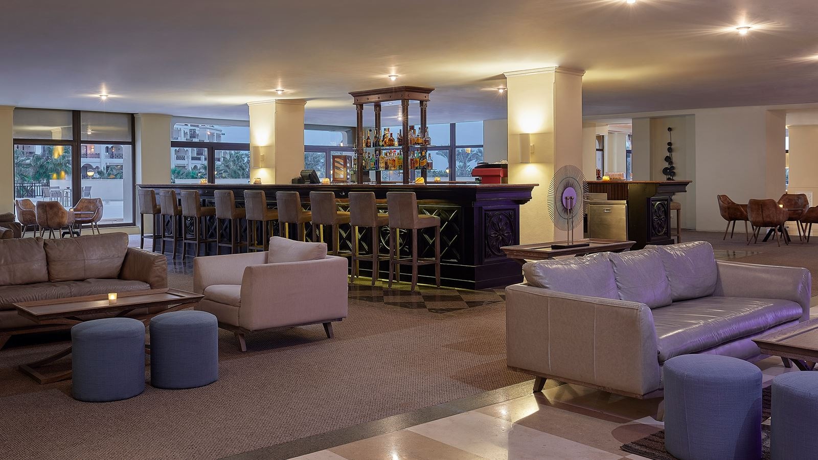 bars-karibu-lobby-lounge