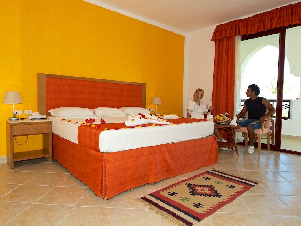 rooms-double-standard-sea-view-balcony-or-terrace