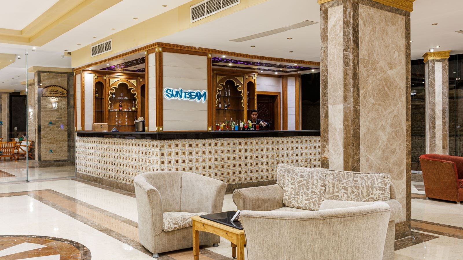bars-sun-beam-lobby-bar