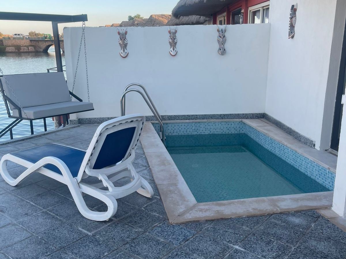 rooms-lagoon-bungalows-with-private-pool