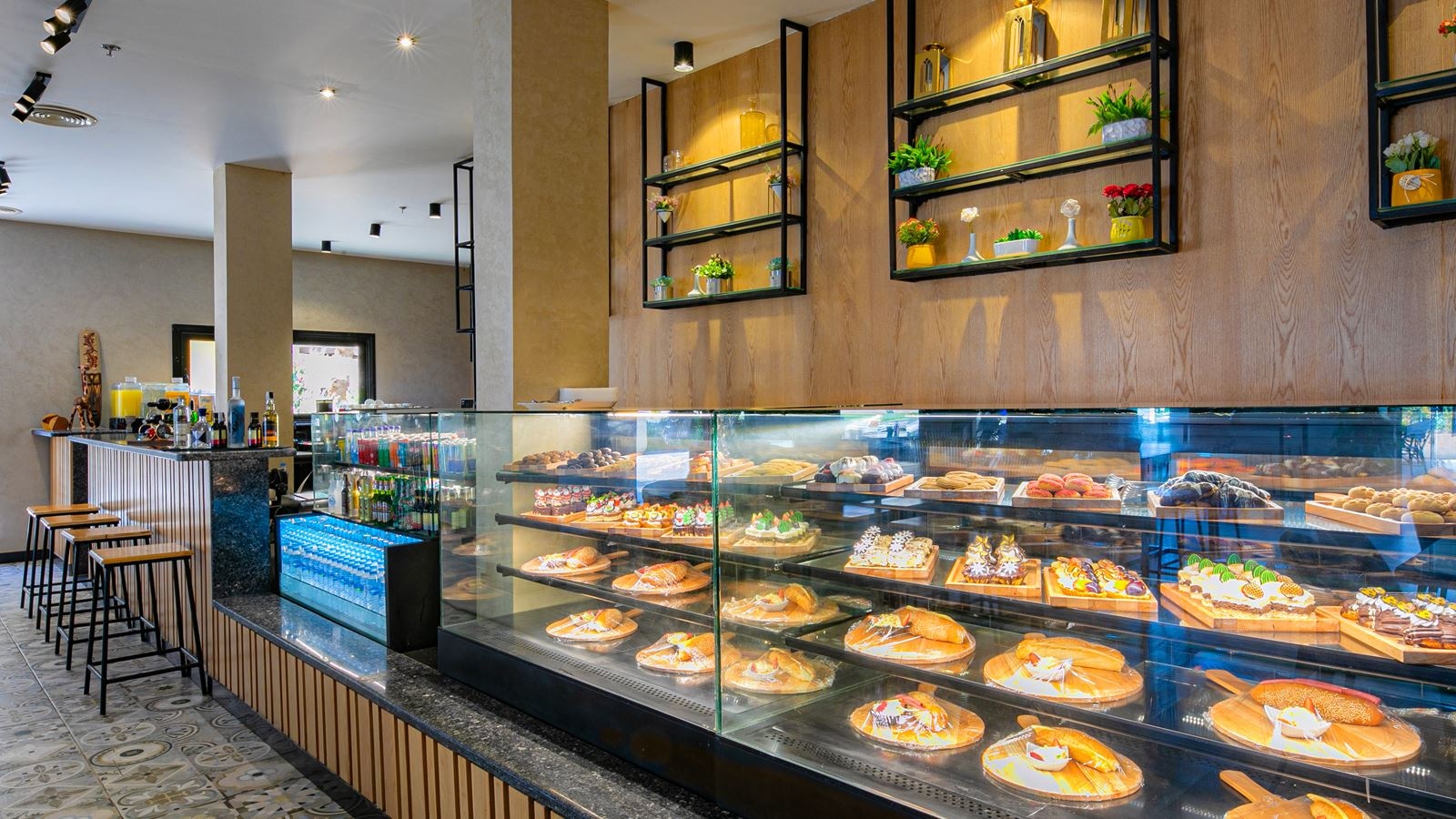 restaurants-the-hub-bar