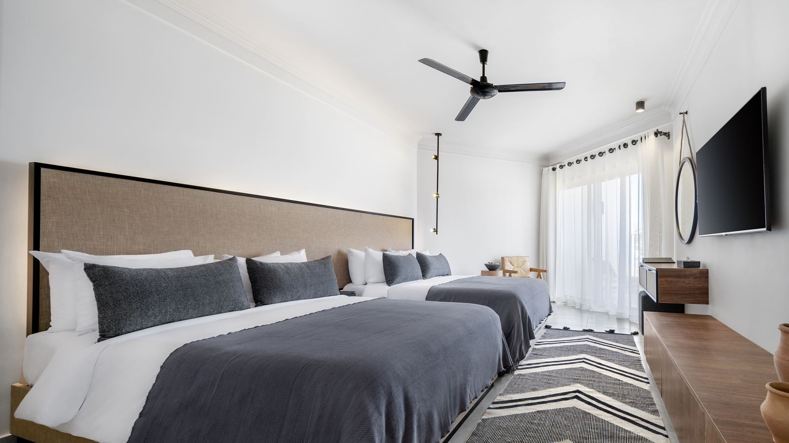 rooms-twobedroom-chalet