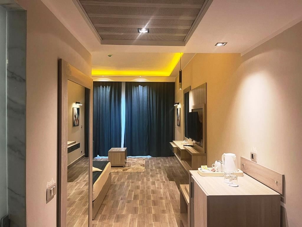 rooms-premium-sea-front-adult-only