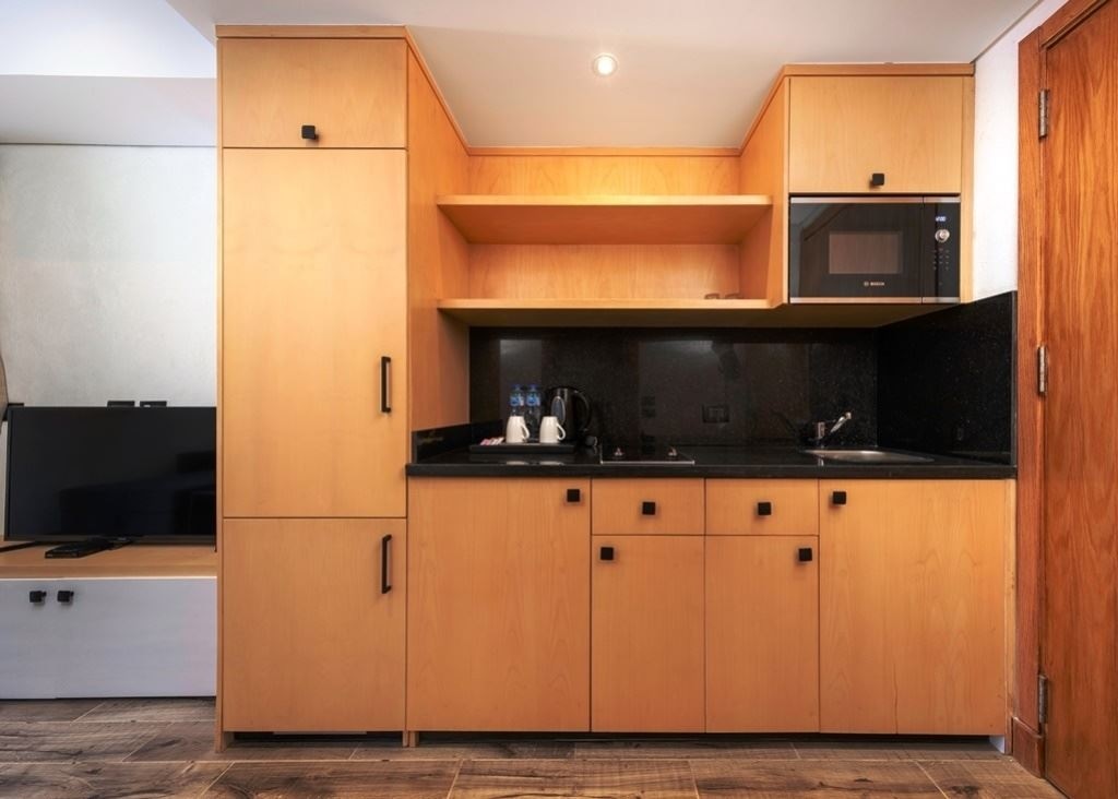 rooms-creek-premium-studio-mountain-view