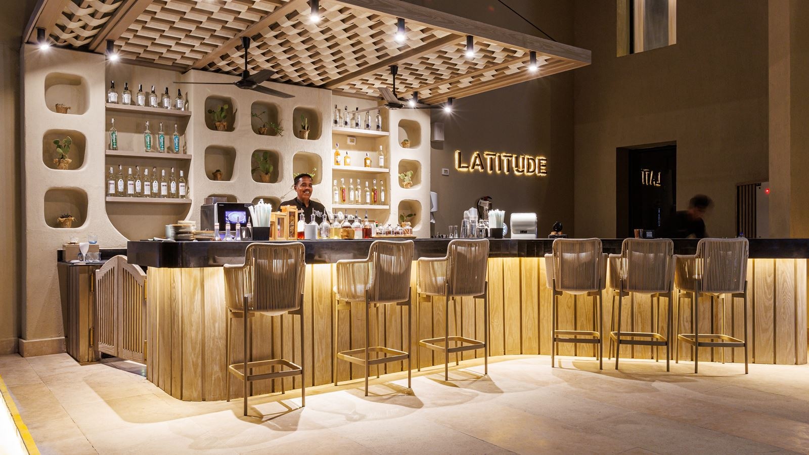 bars-latitude-bar
