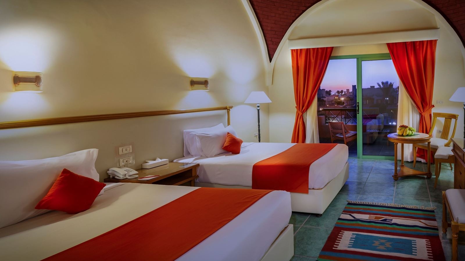 rooms-standard-room-side-sea-view