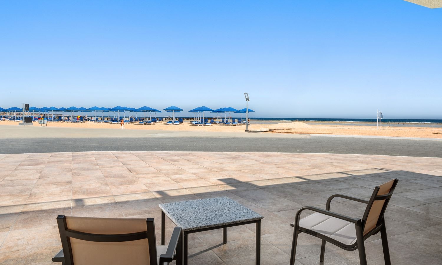 rooms-family-deluxe-beach-front