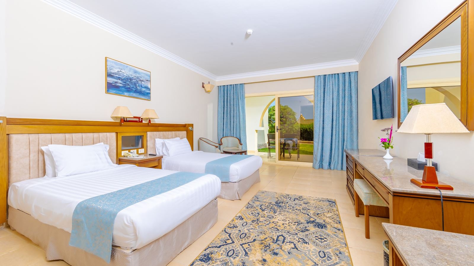 rooms-best-price-room-with-back-of-house-view