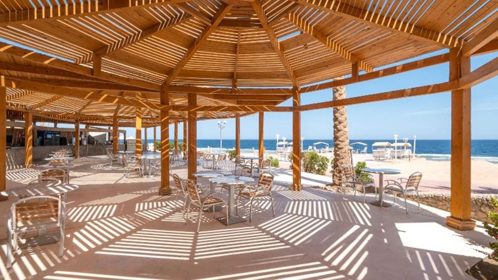 bars-sun-stone-beach--bar