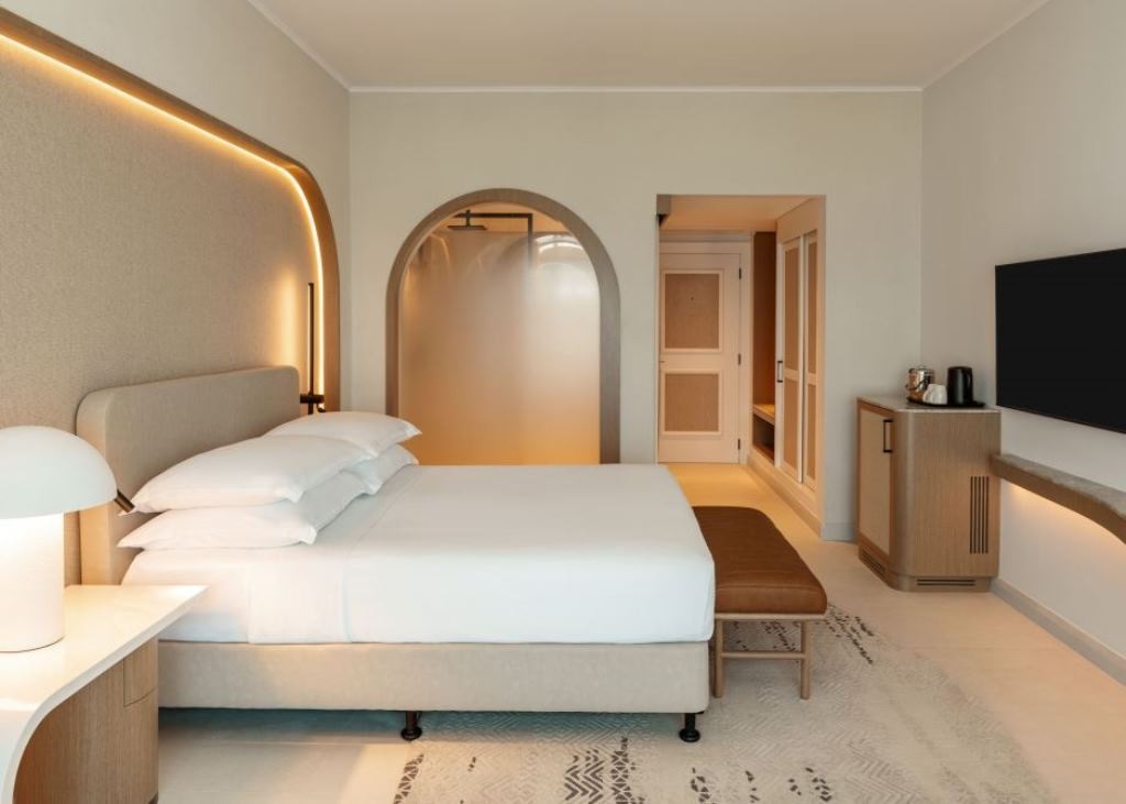 rooms-deluxe-sea-view-room