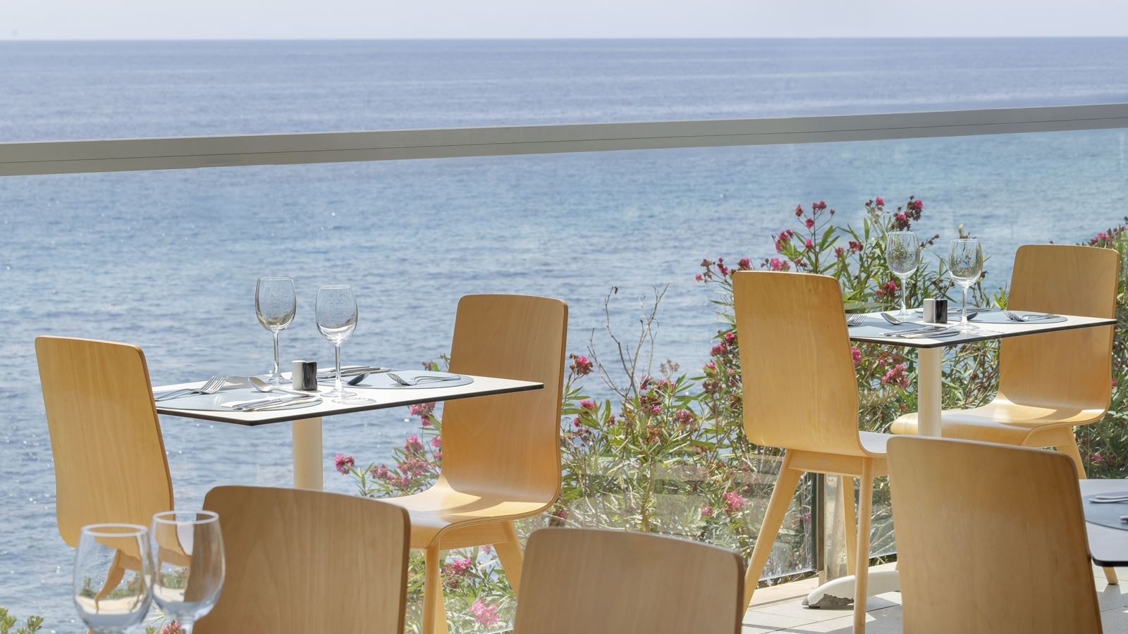 restaurants-jumper-bar