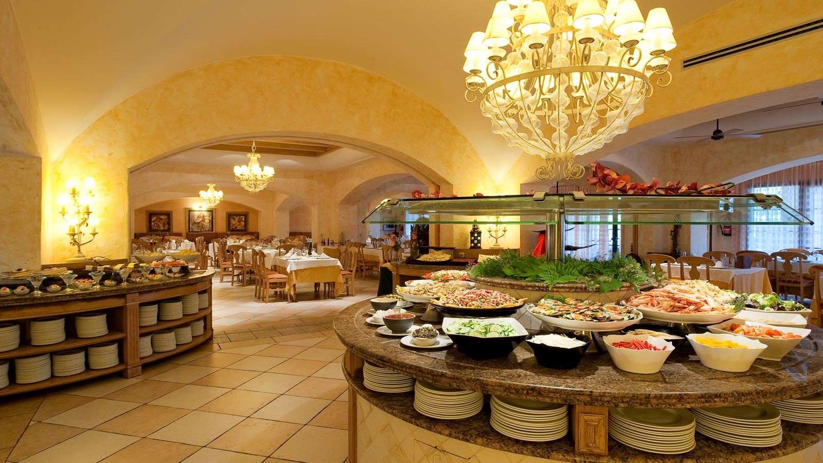 restaurants-los-arcos-buffet