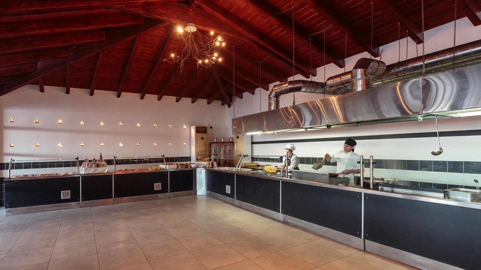 restaurants-la-piazza-restaurant