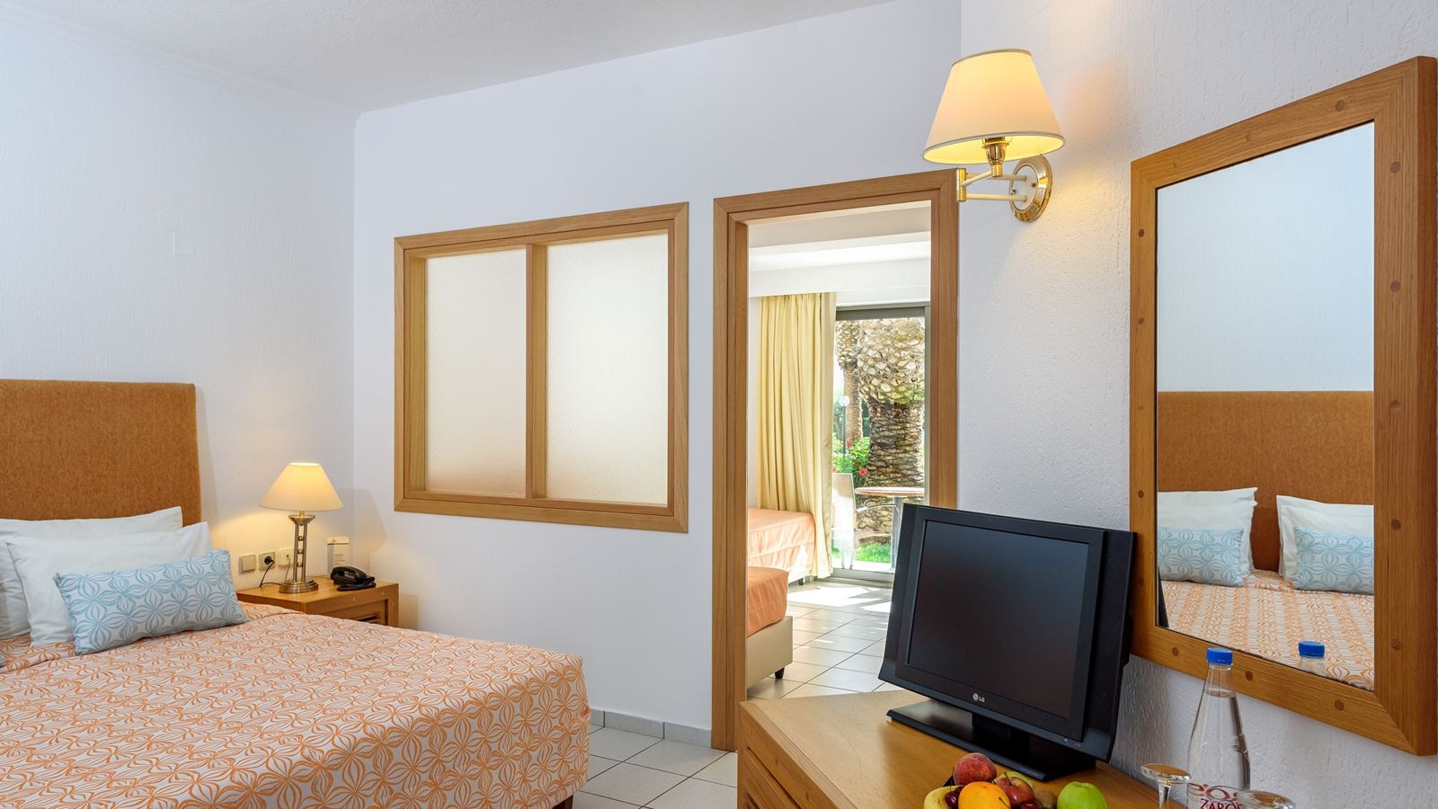 rooms-suite-junior--family-room