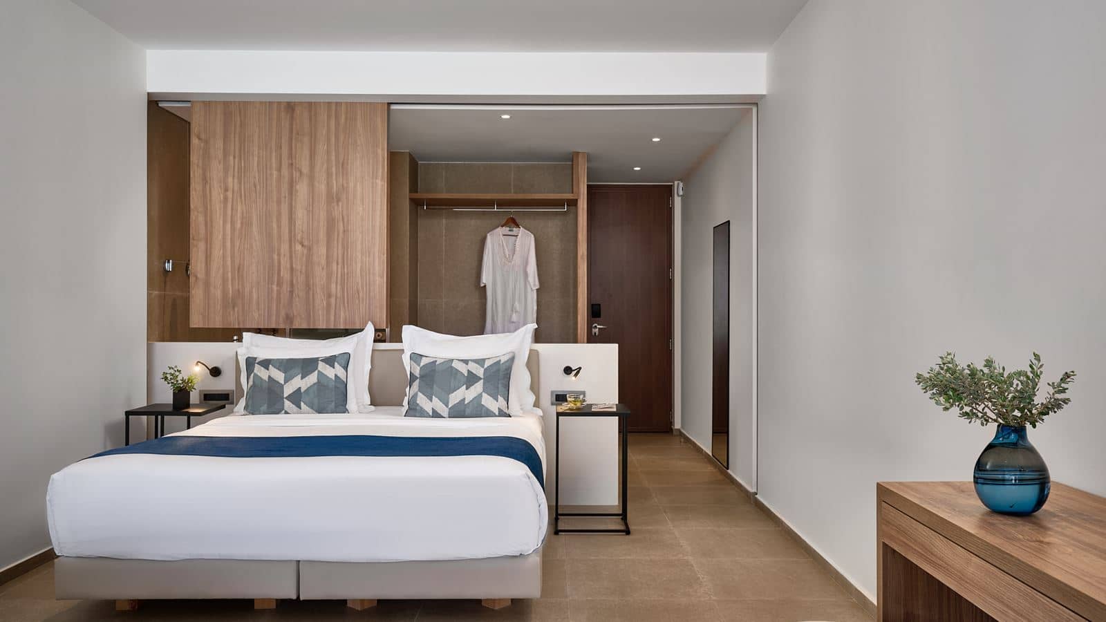 rooms-junior-suite-private-pool-garden-view