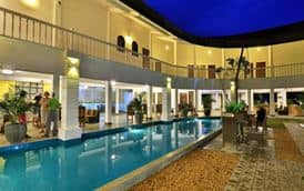 HIBISCUS BEACH HOTEL